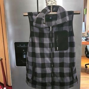 Chaps Sport men's fleece vest, sz M